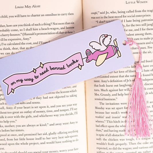 Banned Books & Goose Adventures vs Bookmark ๐โ๏ธ