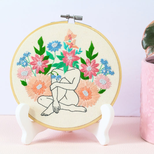 Blooming Mind – Floral Embroidered Hoop Art 🌿