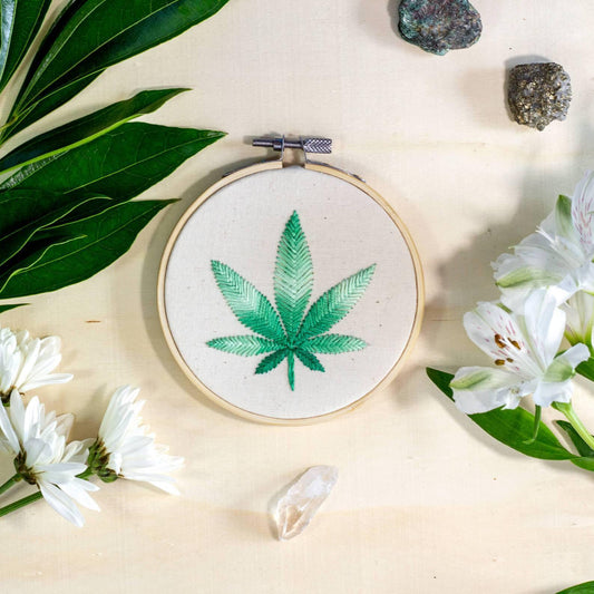 Cannabis Leaf Art lifestyle