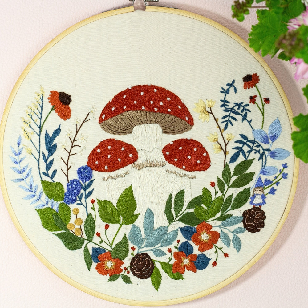 🍄 Enchanted Grove – Hand-Embroidered Mushroom Hoop 🍄